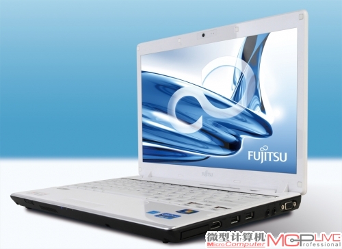 富士通LIFEBOOK PH701